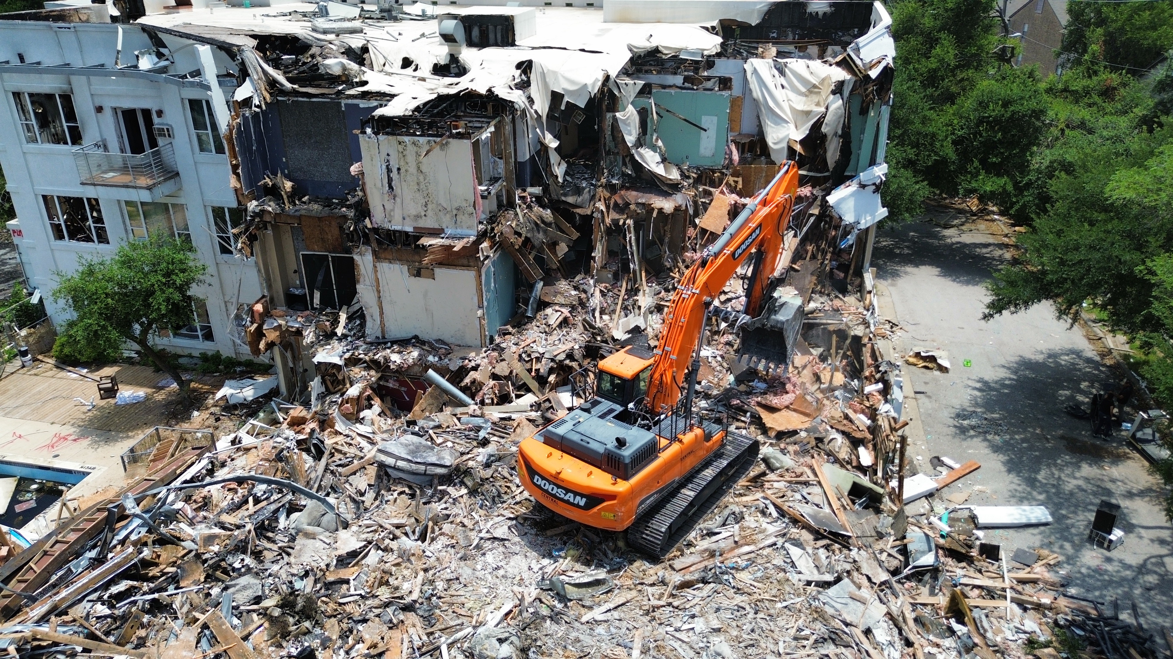 Commercial demolition project in progress